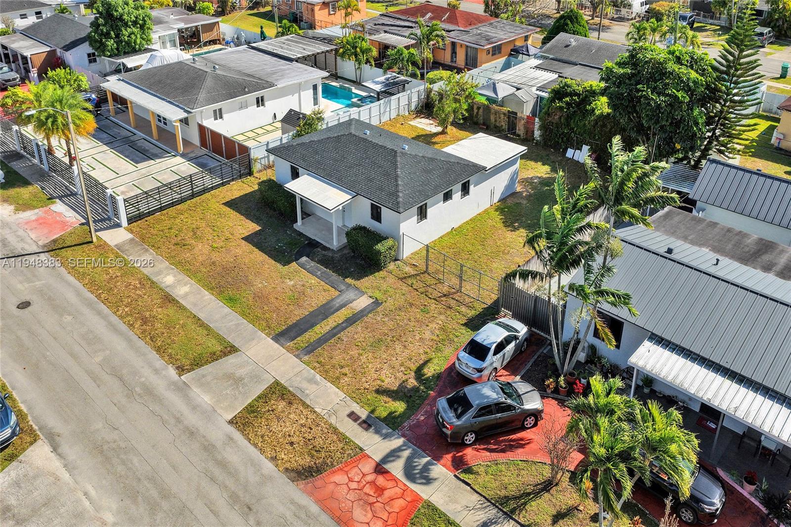 10100 Southwest 38th Terrace Miami, FL 33165 - Photo 38 of 56