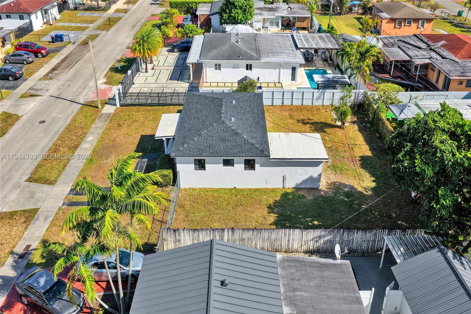 10100 Southwest 38th Terrace Miami, FL 33165 - Photo 39 of 56