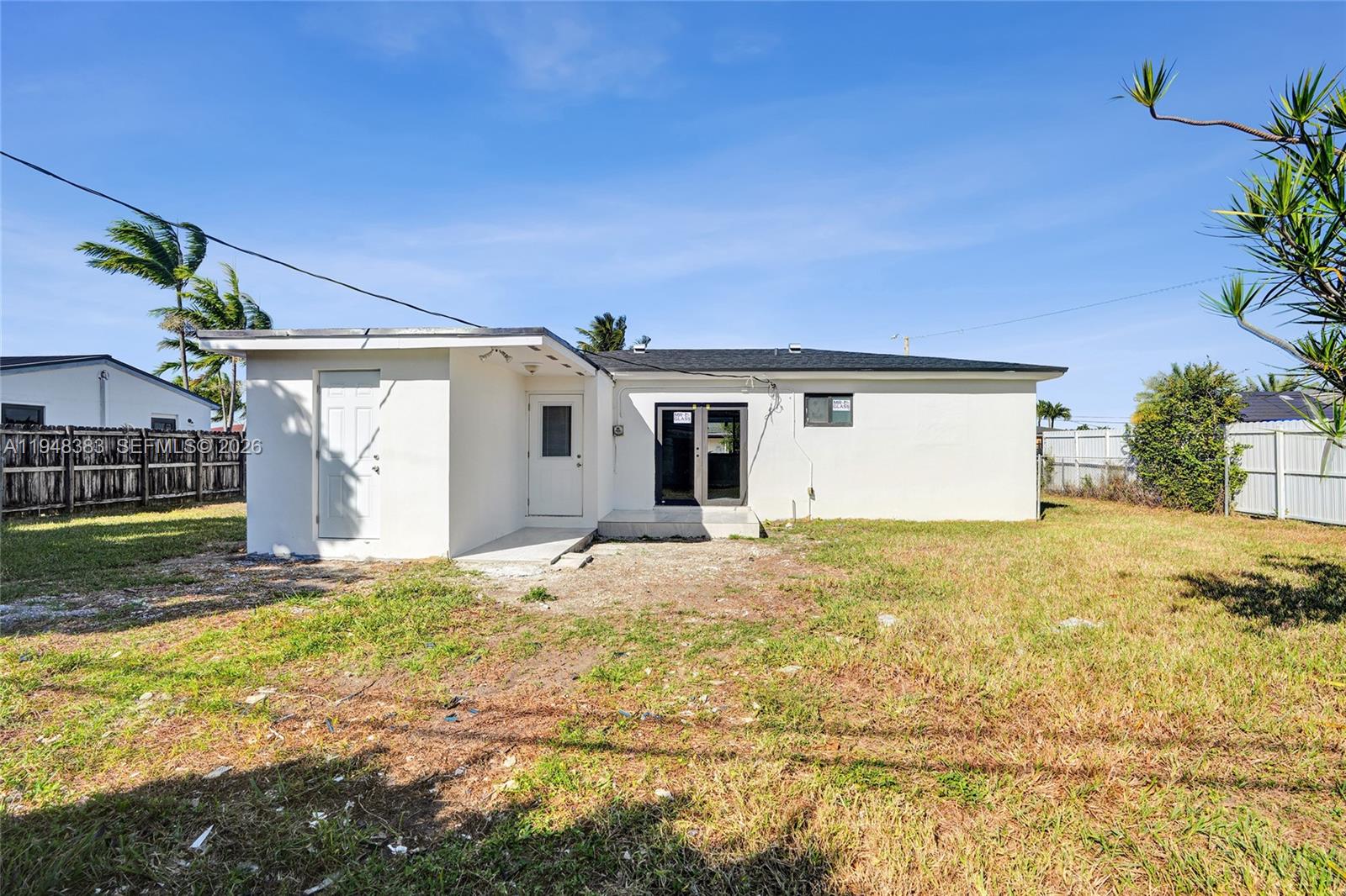 10100 Southwest 38th Terrace Miami, FL 33165 - Photo 5 of 56