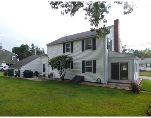 61 Glenn Road Lowell, MA 01852 - Photo 3 of 21 Gallery Image 3