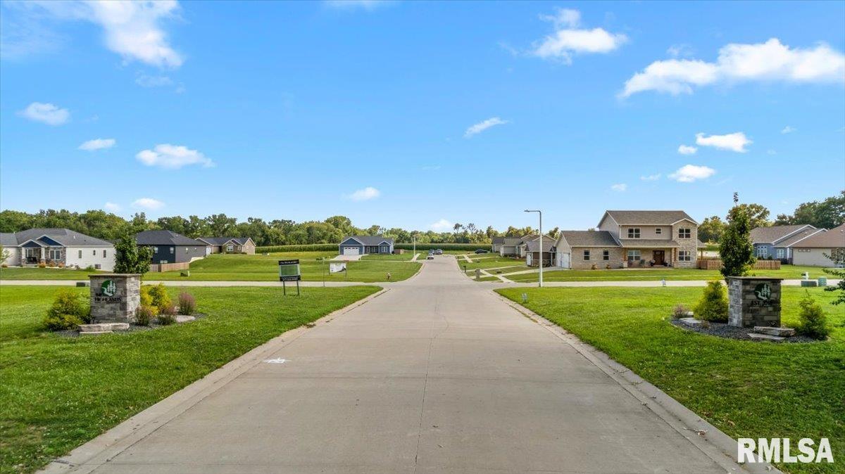 67 Firefly Court Chatham, IL 62629 - Photo 3 of 10 Gallery Image 3