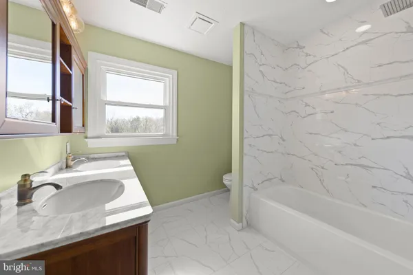 $749,900 | 405 Spring Hollow Road, Woodstock, VA 22664