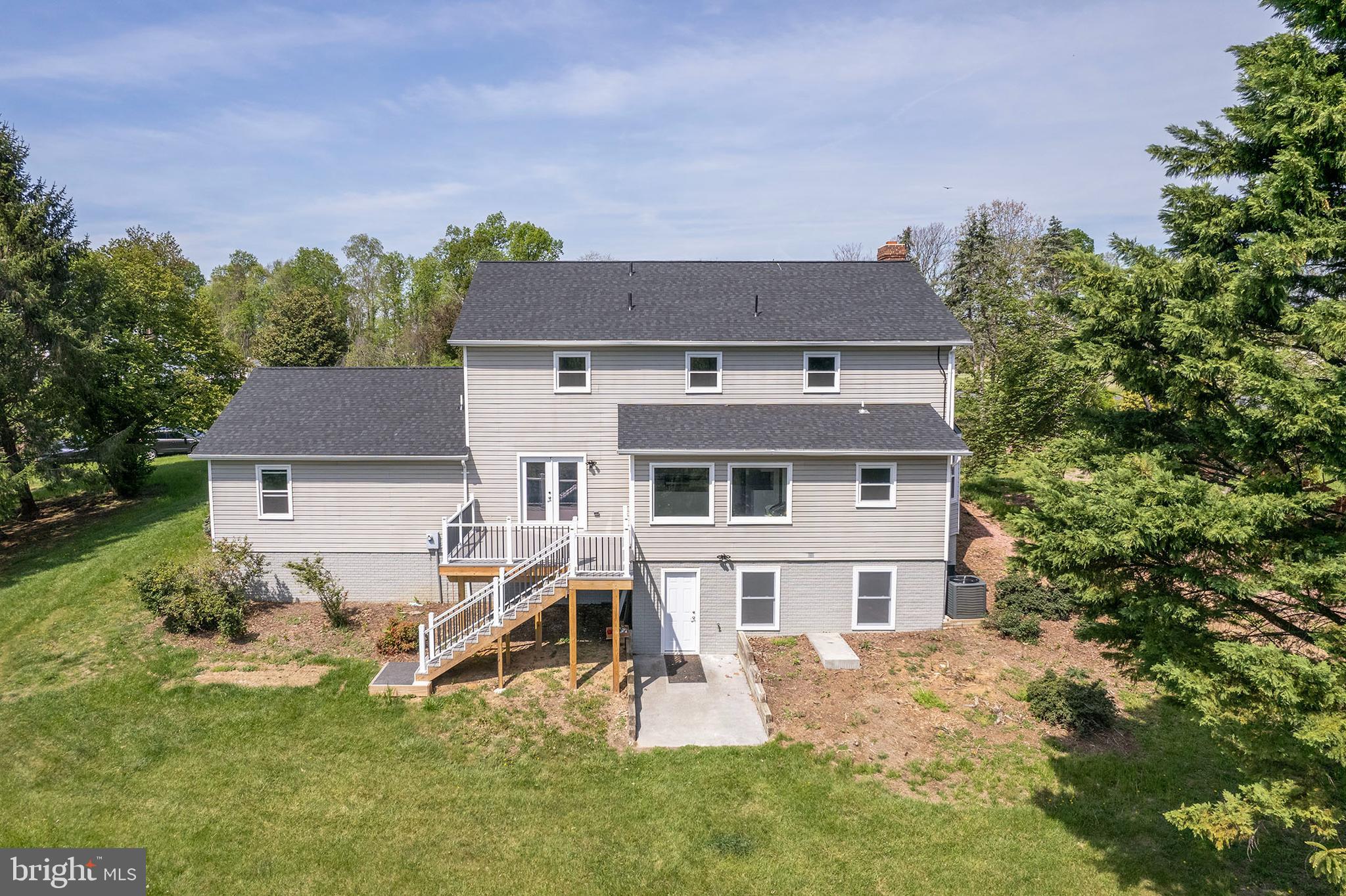 405 Spring Hollow Road Woodstock, VA 22664 - Photo 6 of 98