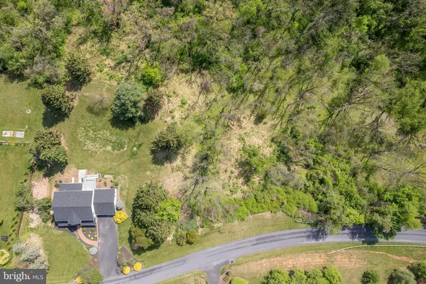 $749,900 | 405 Spring Hollow Road, Woodstock, VA 22664