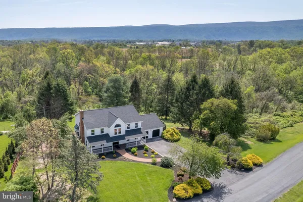 $749,900 | 405 Spring Hollow Road, Woodstock, VA 22664