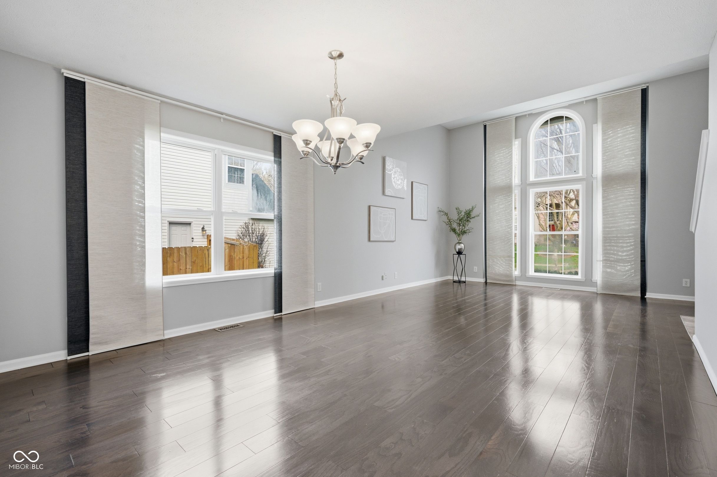 9923 Deering Street Fishers, IN 46037 - Photo 5 of 46