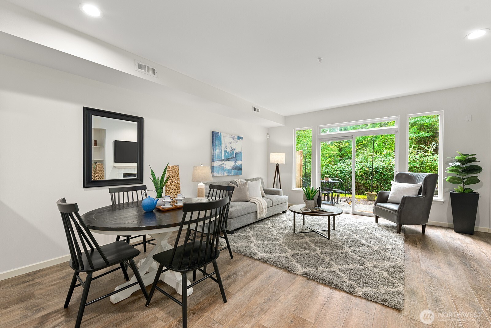 21616 9th Avenue Southeast, Unit C105 Bothell, WA 98021 - Photo 4 of 33 Gallery Image 4