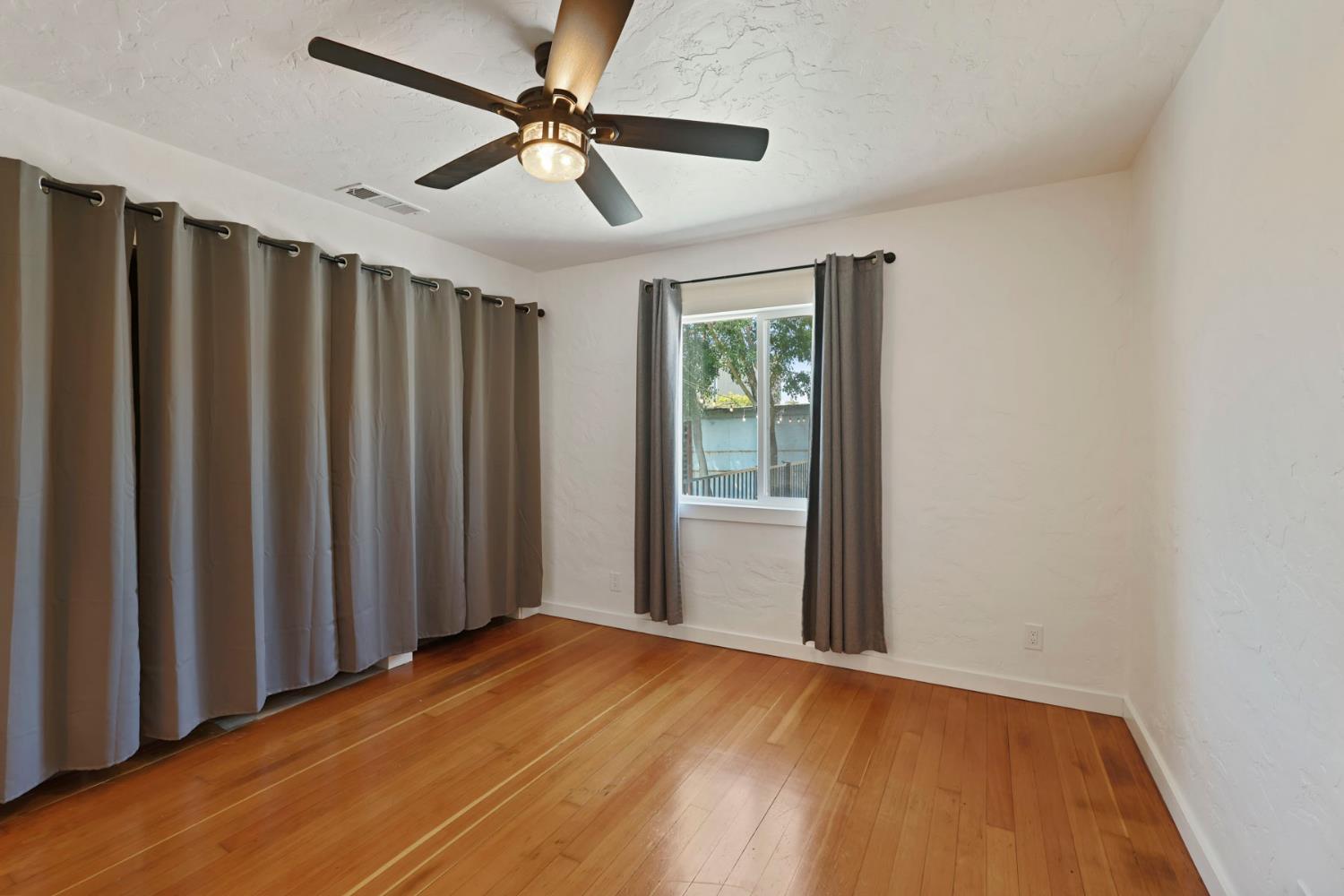 5469 West Grant Line Road Tracy, CA 95304 - Photo 18 of 36 Gallery Image 18