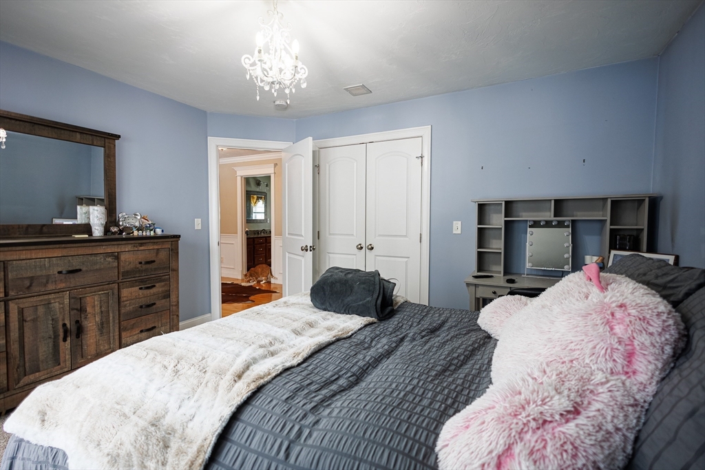 81 Rebecca Road Northbridge, MA 01588 - Photo 14 of 35