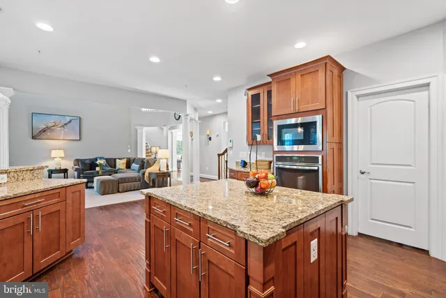 $1,050,000 | 15508 Finchingfield Way, Upper Marlboro, MD 20774