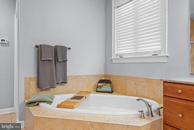 $1,050,000 | 15508 Finchingfield Way, Upper Marlboro, MD 20774