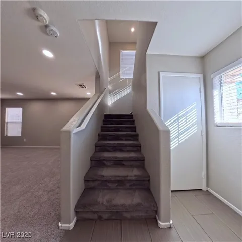 $1,795 | 548 Haunts Walk Avenue, Las Vegas, NV 89178