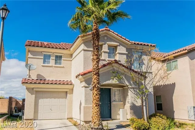$1,795 | 548 Haunts Walk Avenue, Las Vegas, NV 89178