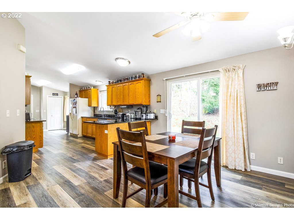 22371 Noti Loop Road Noti, OR 97461 - Photo 14 of 32 Gallery Image 14