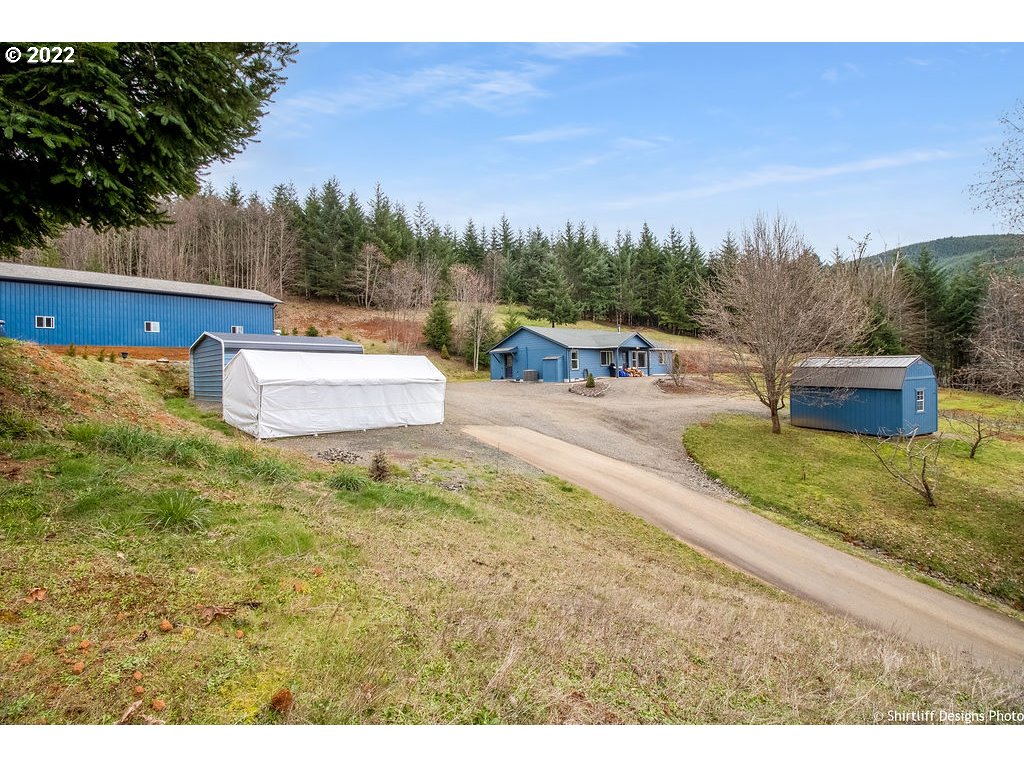22371 Noti Loop Road Noti, OR 97461 - Photo 2 of 32 Gallery Image 2