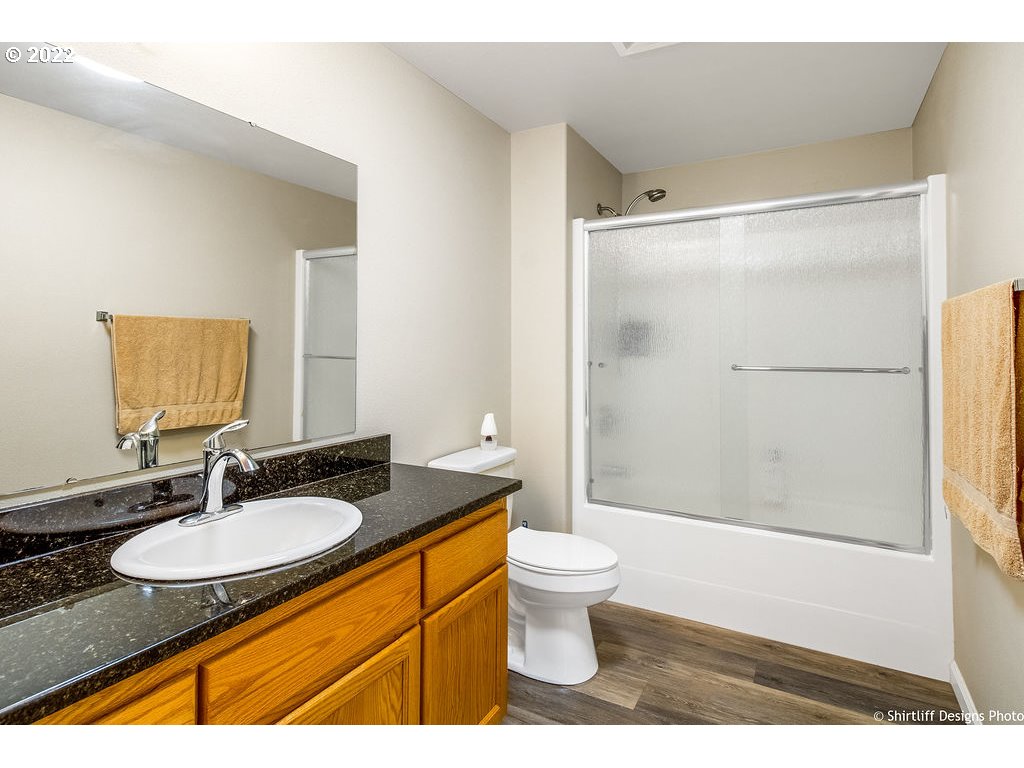 22371 Noti Loop Road Noti, OR 97461 - Photo 23 of 32 Gallery Image 23