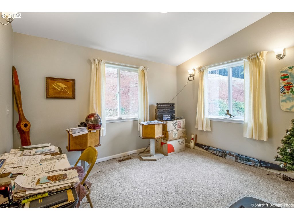 22371 Noti Loop Road Noti, OR 97461 - Photo 24 of 32 Gallery Image 24