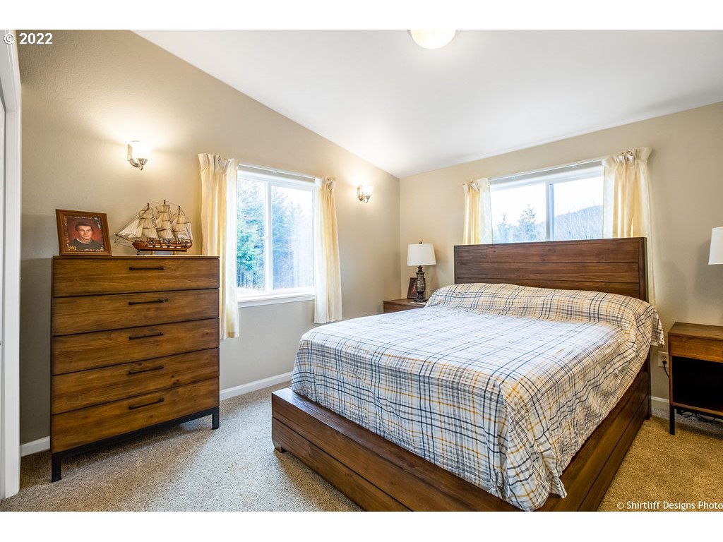 22371 Noti Loop Road Noti, OR 97461 - Photo 26 of 32 Gallery Image 26