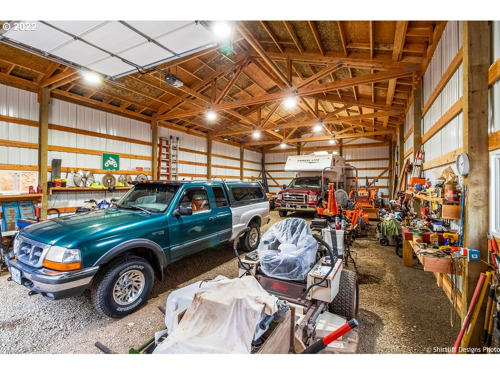 22371 Noti Loop Road Noti, OR 97461 - Photo 7 of 32 Gallery Image 7