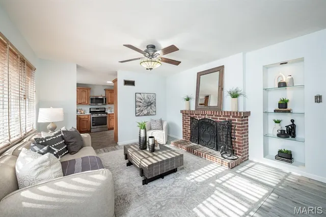 $459,000 | 9738 Crestwick Drive, Sunset Hills, MO 63128