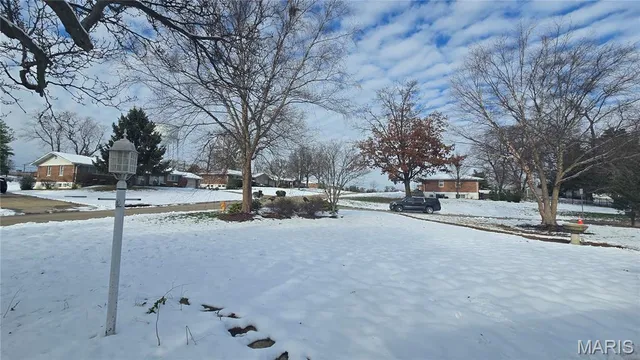 $459,000 | 9738 Crestwick Drive, Sunset Hills, MO 63128