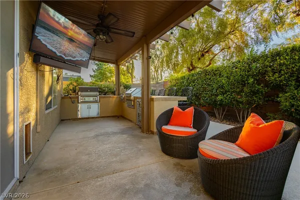 $725,000 | 980 Upper Meadows Place, Henderson, NV 89052