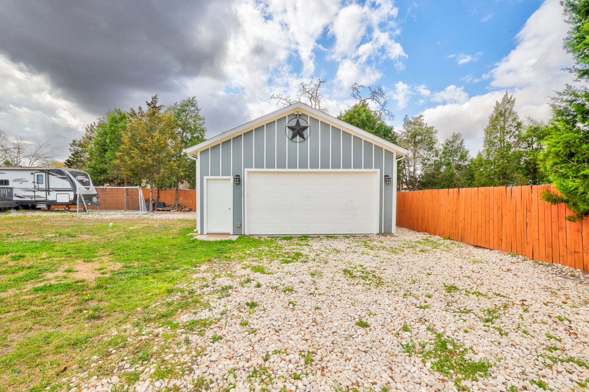 421 Las Lomas Drive Elgin, TX 78621 - Photo 26 of 30 View of detached garage