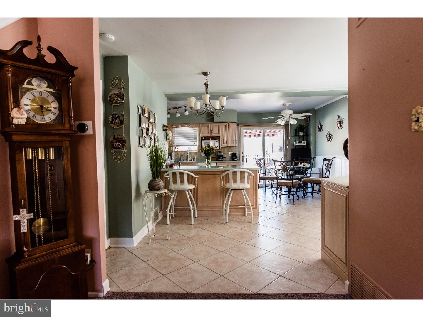 9939 Sandy Road Philadelphia, PA 19115 - Photo 5 of 25 Dining Room