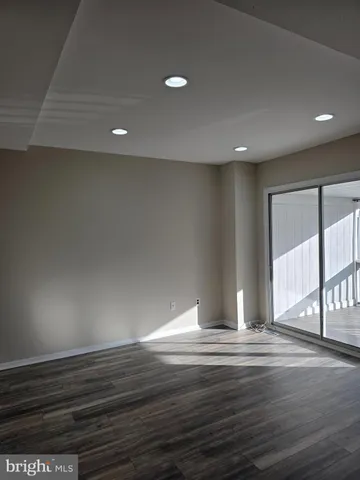 $2,300 | 412 3rd Street, Newark, DE 19711