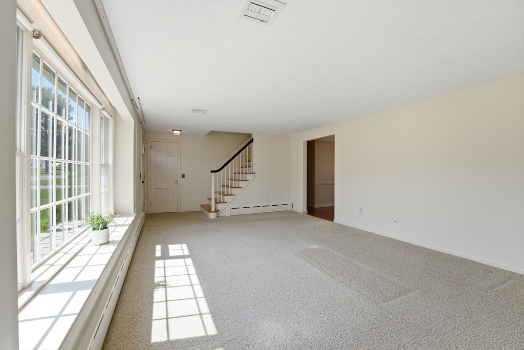 35 Richmond Road Ludlow, MA 01056 - Photo 12 of 41