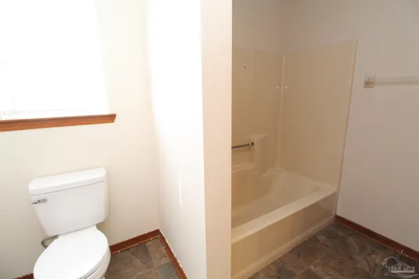 $1,800 | 5705 Bronco Place, Milton, FL 32570