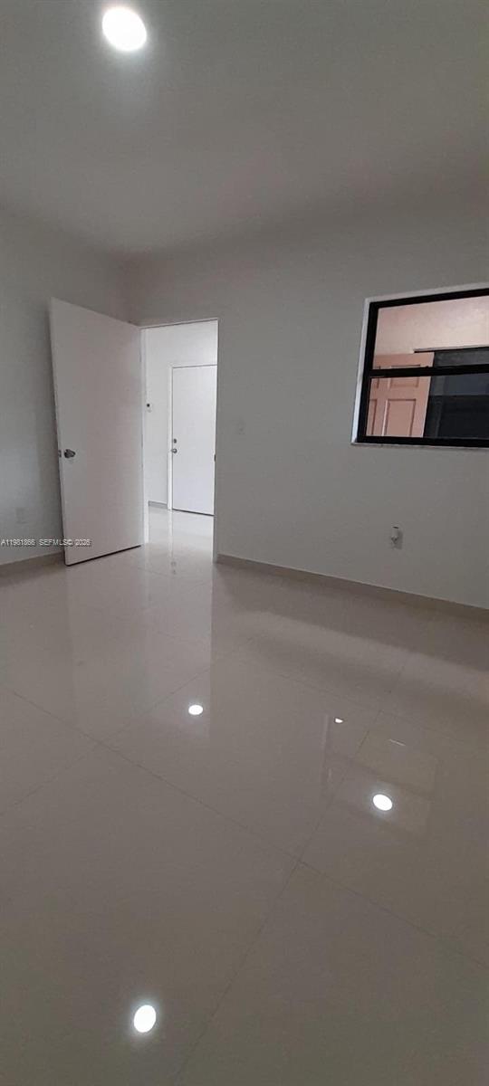 14728 Balgowan Road Miami Lakes, FL 33016 - Photo 17 of 38