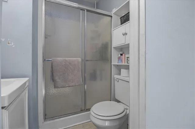 $215,000 | 206 Hillcrest Drive, Warrensburg, MO 64093