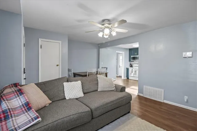 $215,000 | 206 Hillcrest Drive, Warrensburg, MO 64093