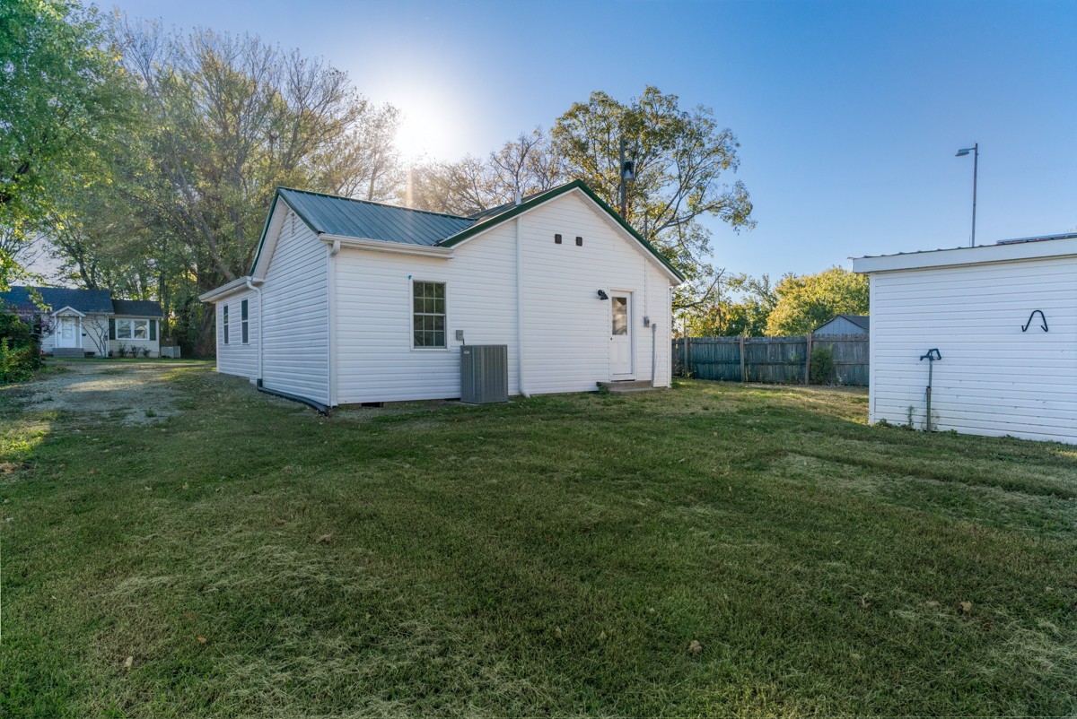 342 Crescent Drive Springfield, TN 37172 - Photo 30 of 31 a backyard of a house with lots of green space