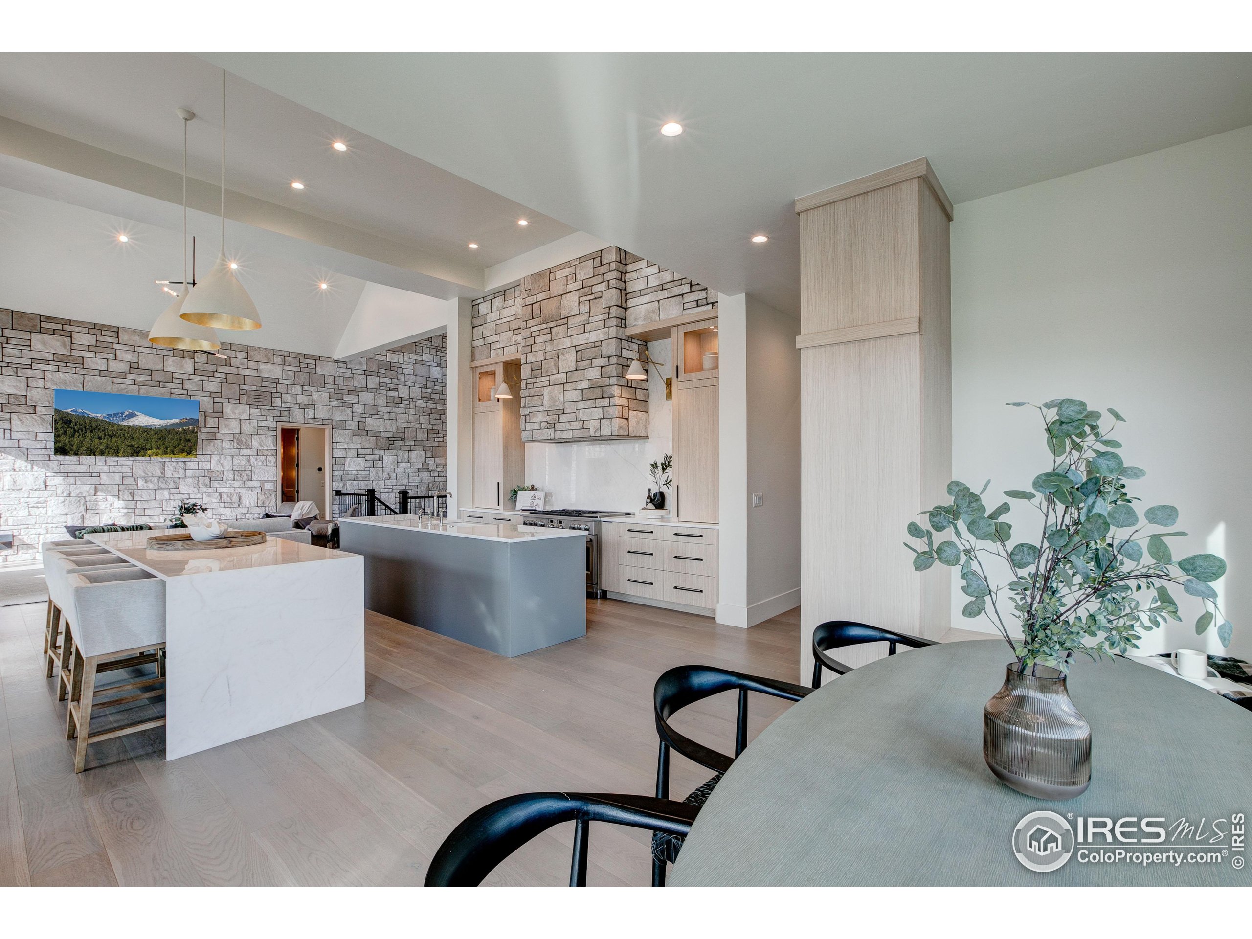 2517 Southwind Road Berthoud, CO 80513 - Photo 10 of 50