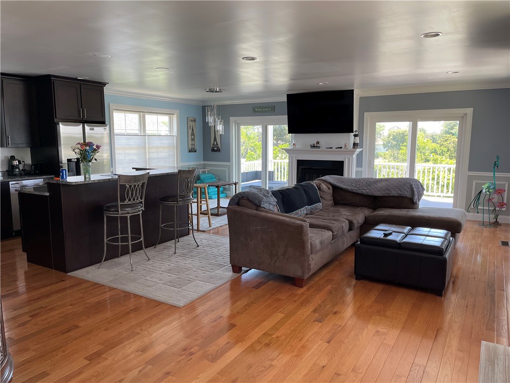 47 Terrace Avenue Westerly, RI 02891 - Photo 11 of 23 Gallery Image 11