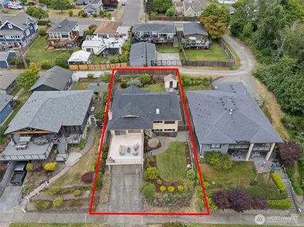 $975,000 | 4822 North Huson Street, Tacoma, WA 98407