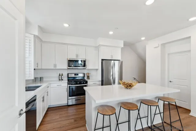 $639,000 | 2328 Columba Glen, Escondido, CA 92025