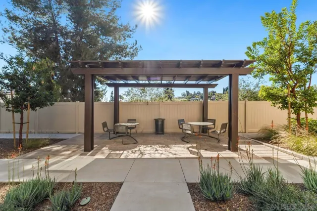 $639,000 | 2328 Columba Glen, Escondido, CA 92025