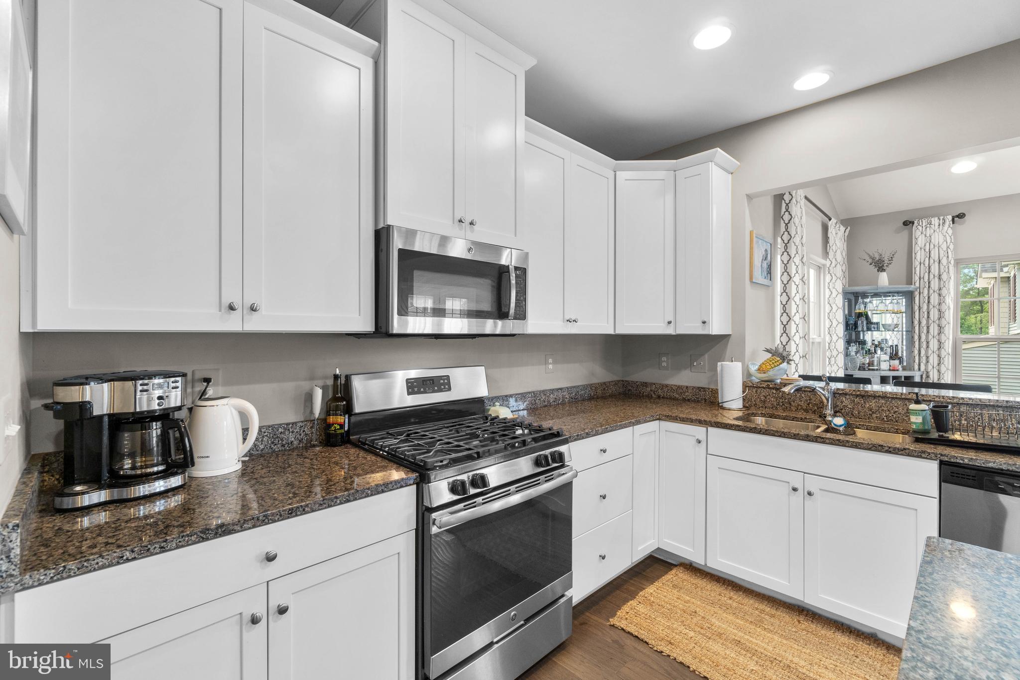 9912 Audrey Rose Laurel, MD 20723 - Photo 17 of 54 Kitchen