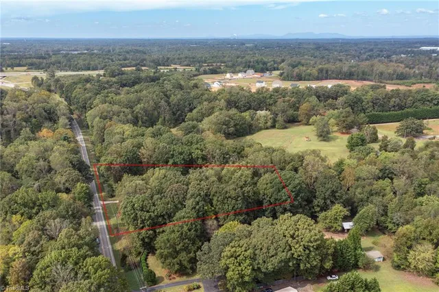 $420,000 | 6532 Us Highway, Summerfield, NC 27358