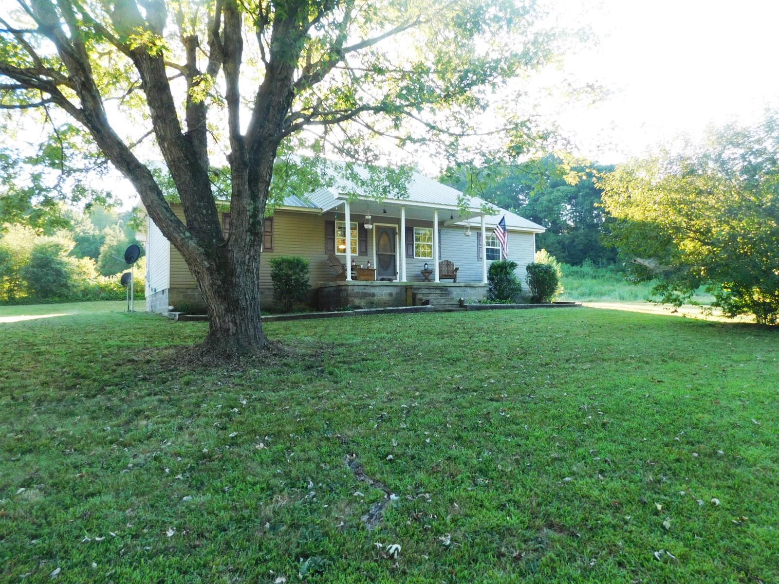 101 Rodger Carroll Road Hohenwald, TN 38462 - Photo 2 of 23 Gallery Image 2