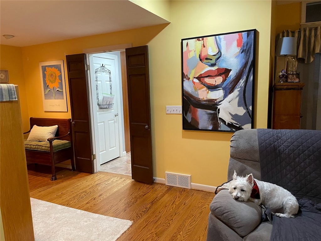 50 Greenview Drive Rochester, NY 14620 - Photo 6 of 25 Living Room 2
