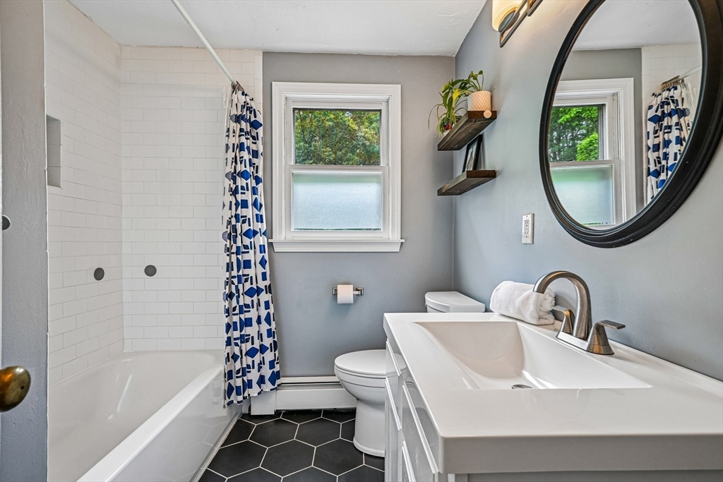 69 Gates Street Framingham, MA 01702 - Photo 18 of 36