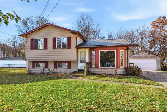 $189,999 | 5514 Cabot Street, Portage, MI 49002