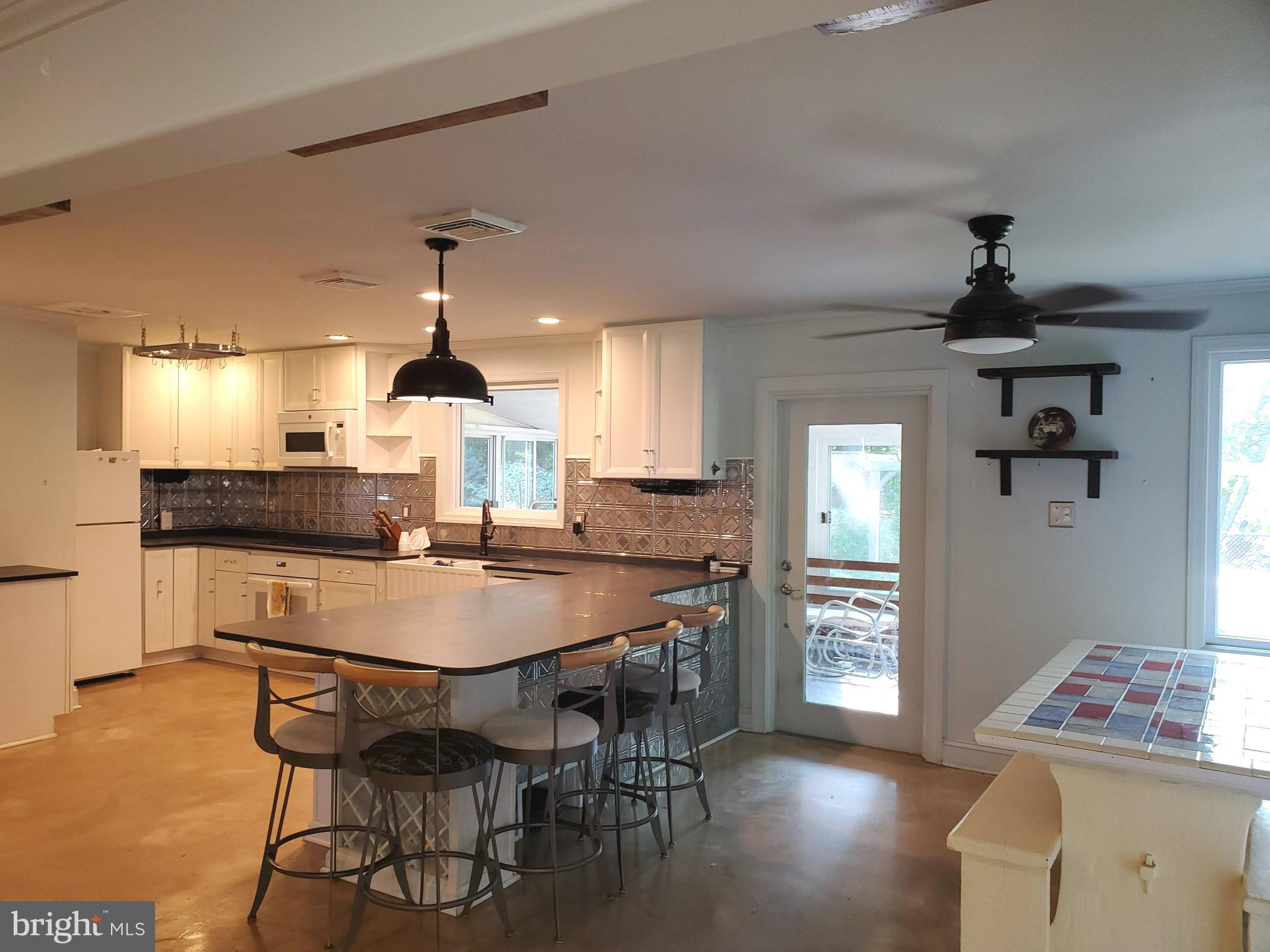 15 Taunton Road Medford, NJ 08055 - Photo 13 of 19 kitchen