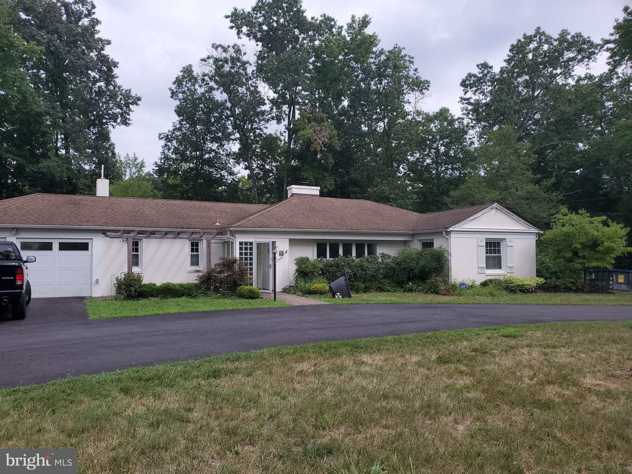 15 Taunton Road Medford, NJ 08055 - Photo 3 of 19 horse shoe driveway