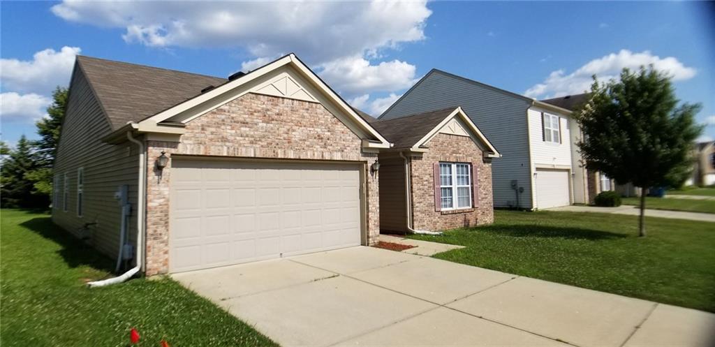 6255 White Rabbit Place Indianapolis, IN 46236 - Photo 2 of 18 Gallery Image 2