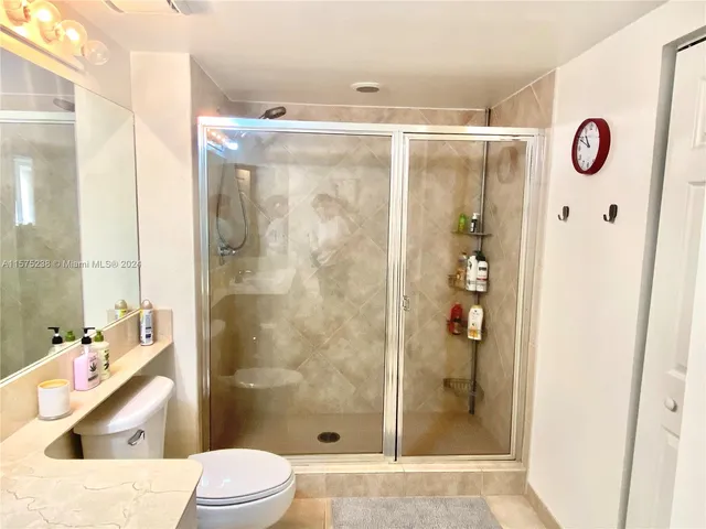 $5,000 | 2080 South Ocean Drive, Unit 401, Hallandale Beach, FL 33009